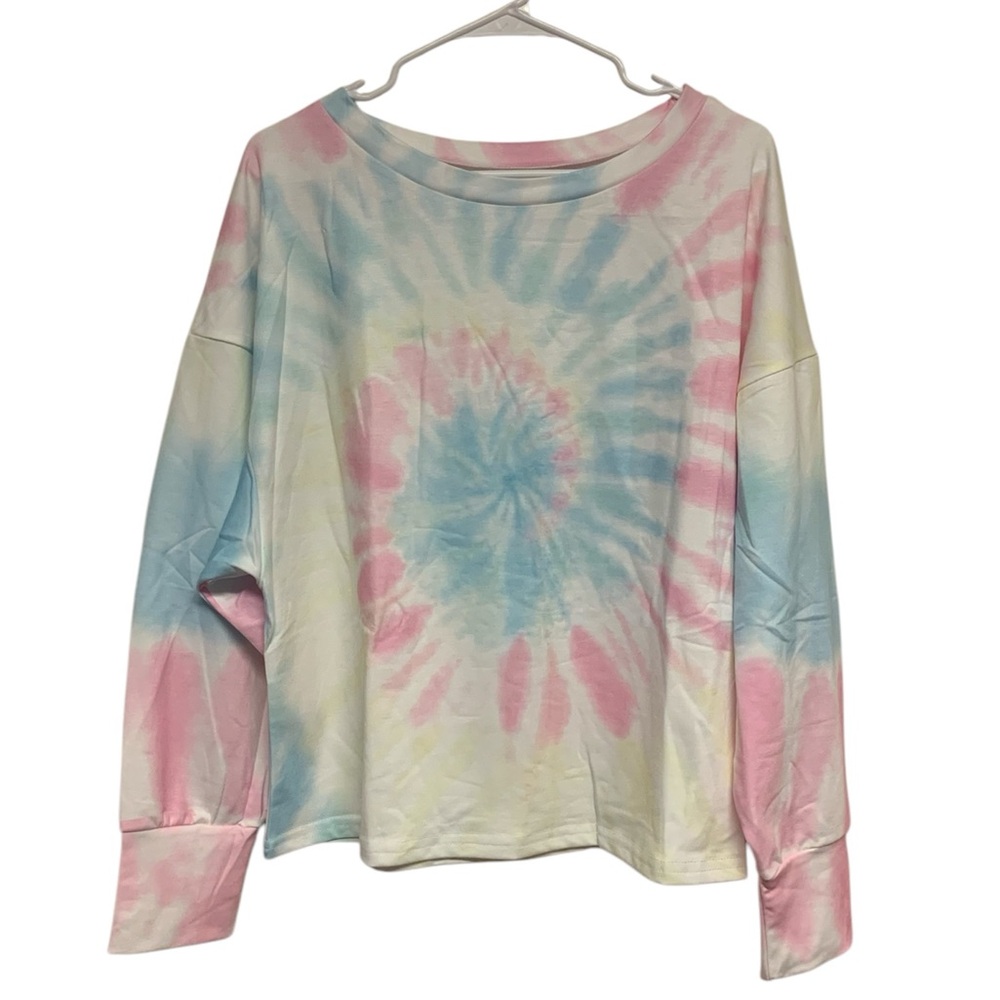 A Girl Thing Tie Dye Soft Comfy Oversized shirt womens medium long sleeve NEW